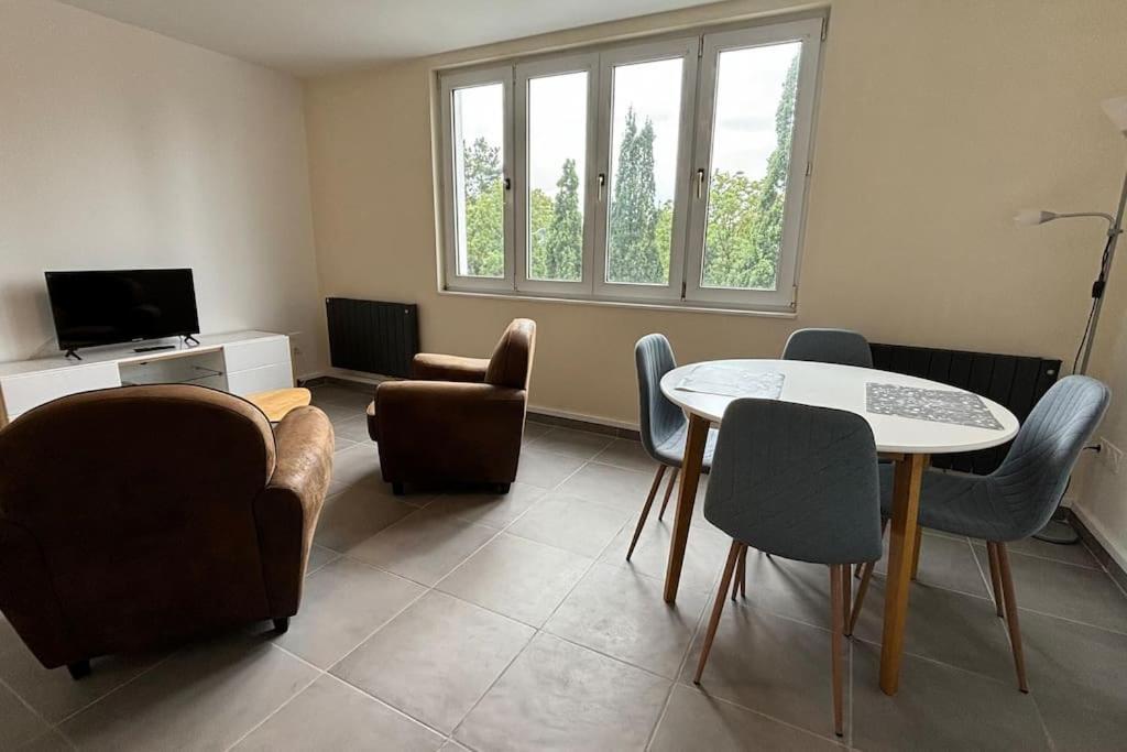 T2 Calme Et Lumineux Proche Gare Apartment Arras Luaran gambar